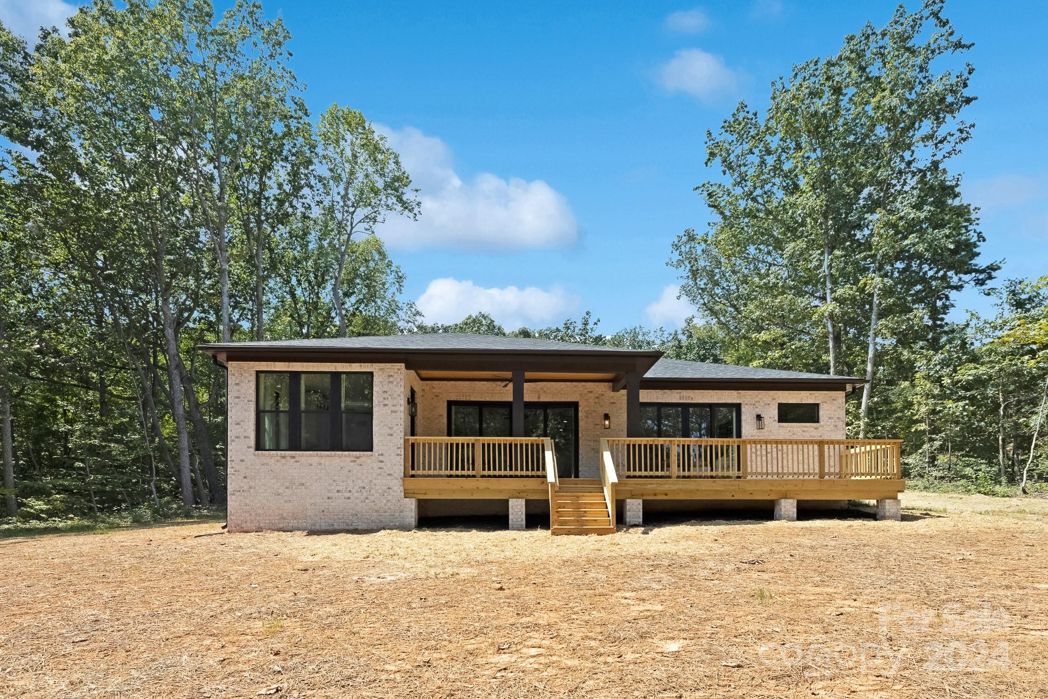 Royal Oaks - Residential