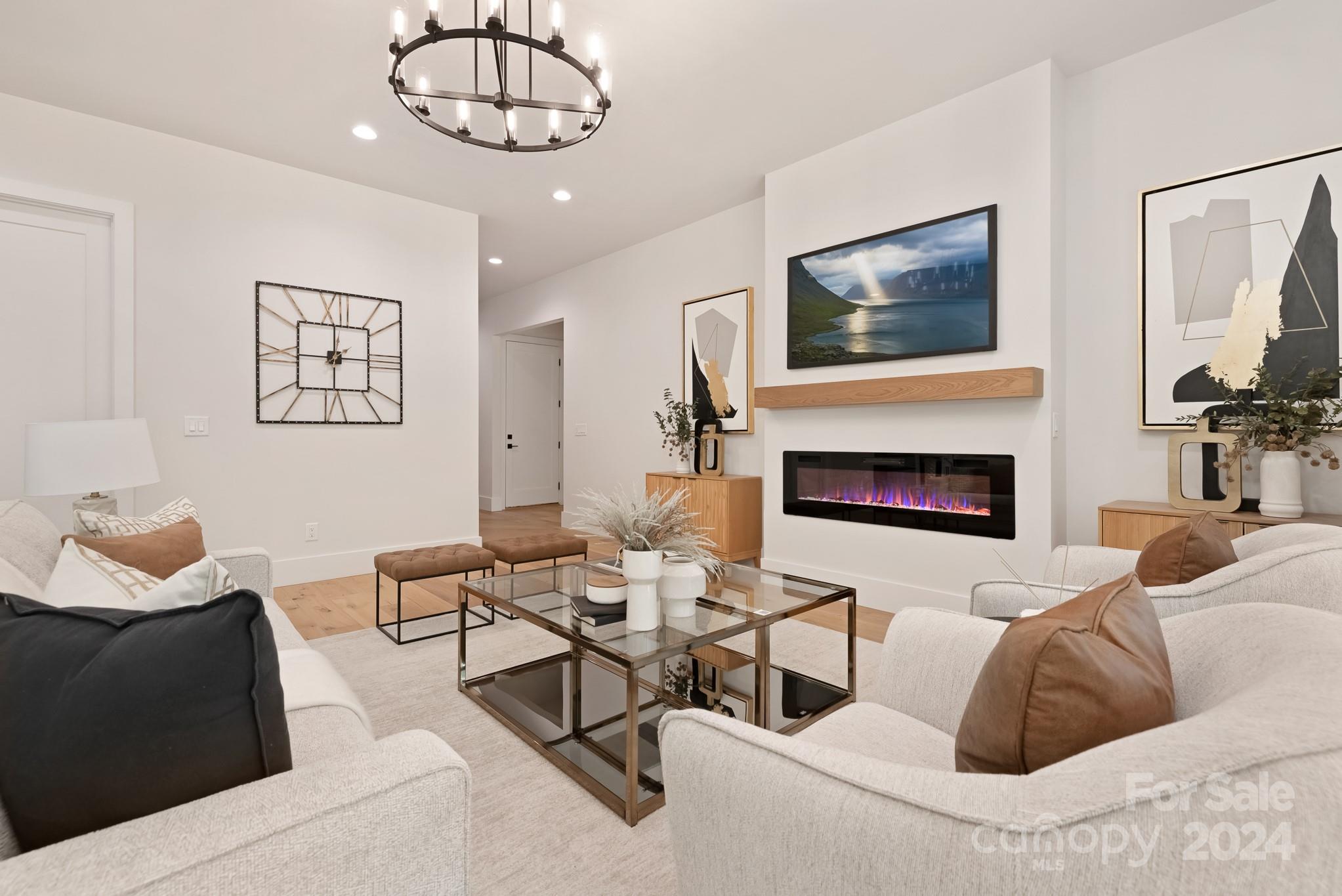 Royal Oaks - Residential