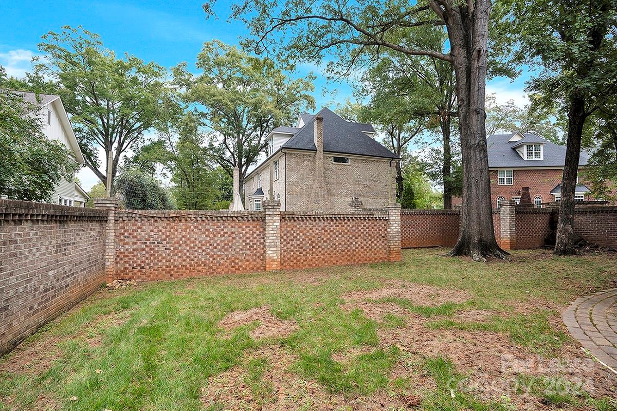 3012 Sharon View Road