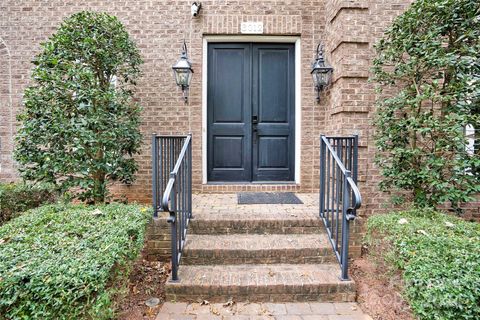 3012 Sharon View Road Charlotte NC 28210