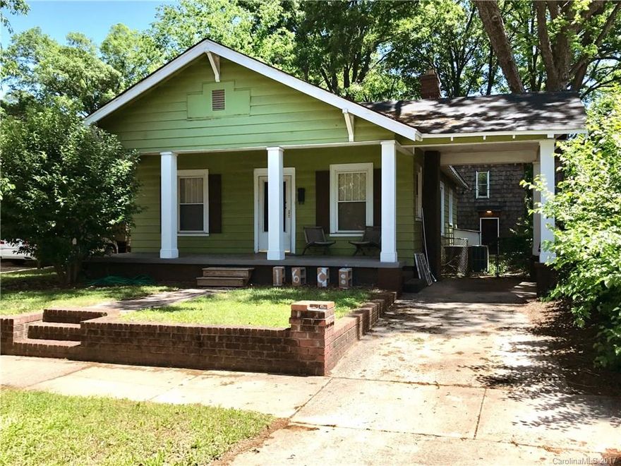 Here's your chance to be on the prettiest block in HOT Belmont! Fresh paint inside & ready to make it your own, this adorable bungalow seeks a little TLC to bring out the charm from a bygone era. Studio residence in back was used as rental - airbnb perhaps? Rare alley access. New roof 2015. Walkable to the upcoming Blue Line rail extension and all the cool stuff happening along Central Ave. Unknown if separate back unit permitted, no records. Home + non-working FP sold "as is", no known issues.