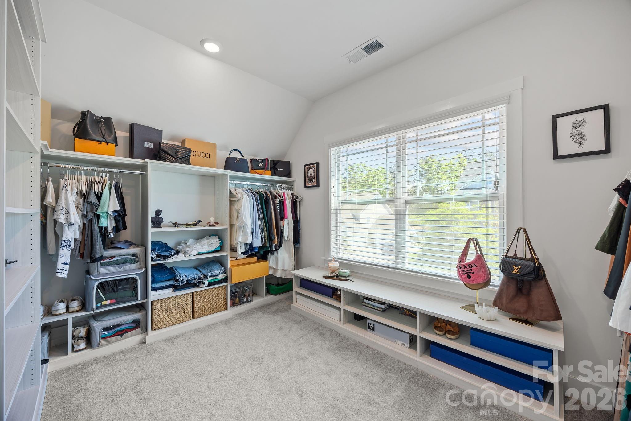 Beverly - Residential