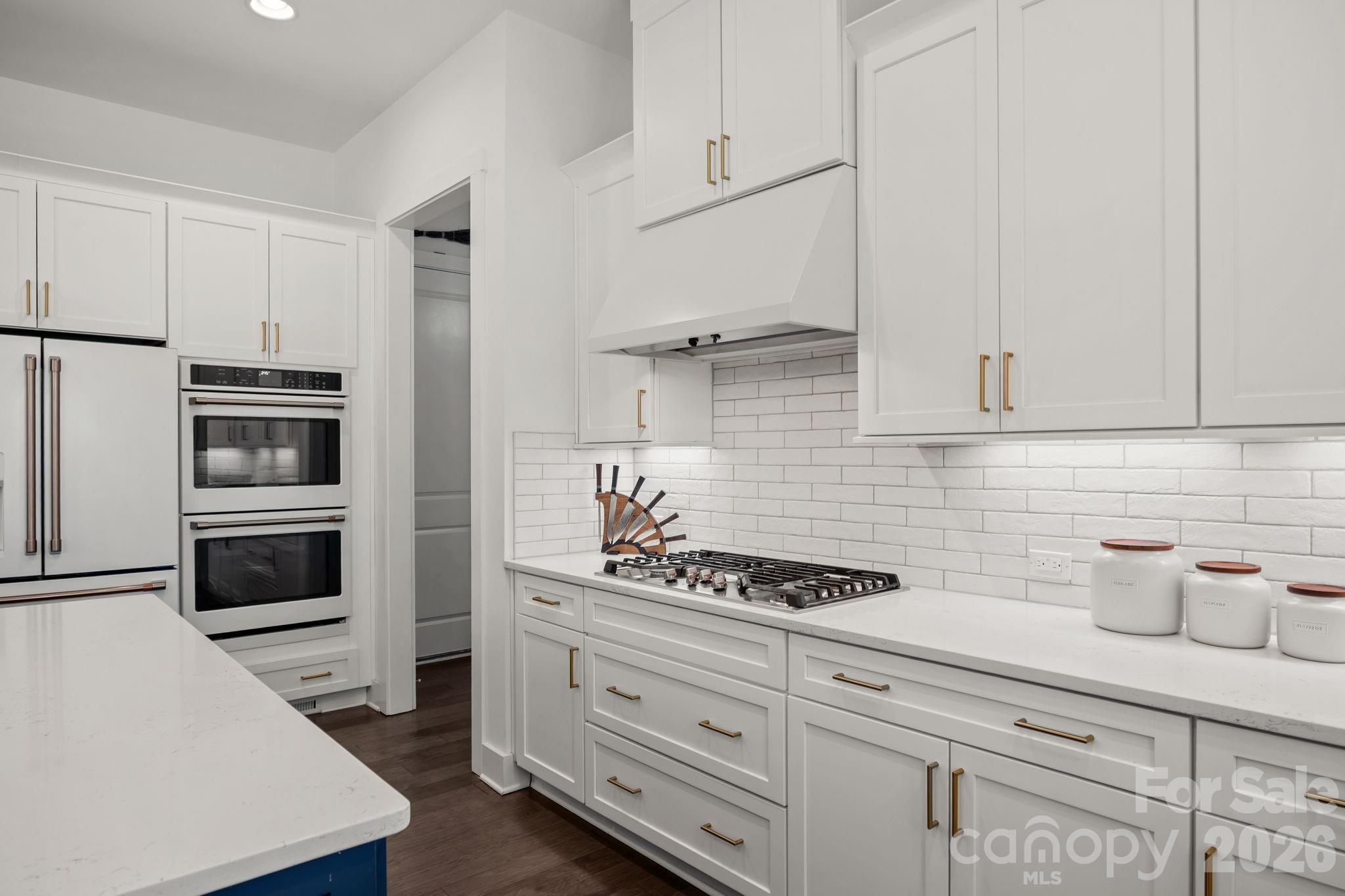 Beverly - Residential