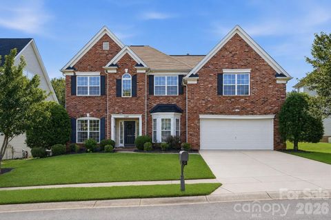 Photo of 6226 Castlecove Road, Charlotte, NC 28278 (MLS # 4405001)