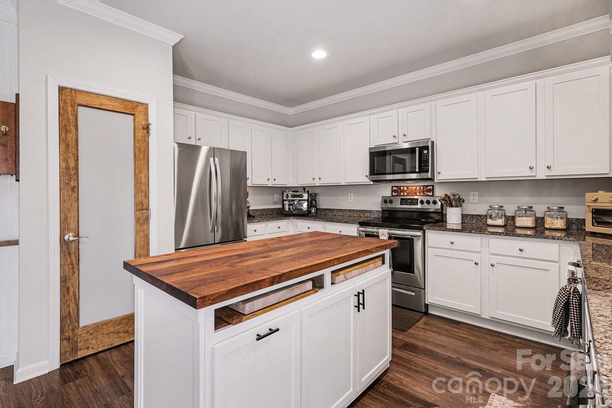 Davis Farm - Residential