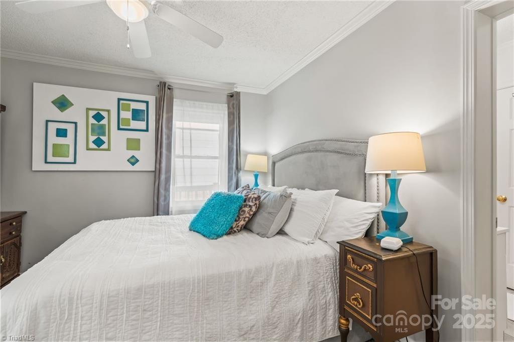 Dixie Shores - Residential