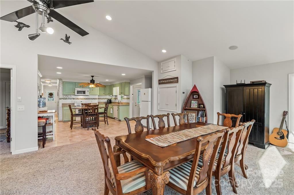 Dixie Shores - Residential