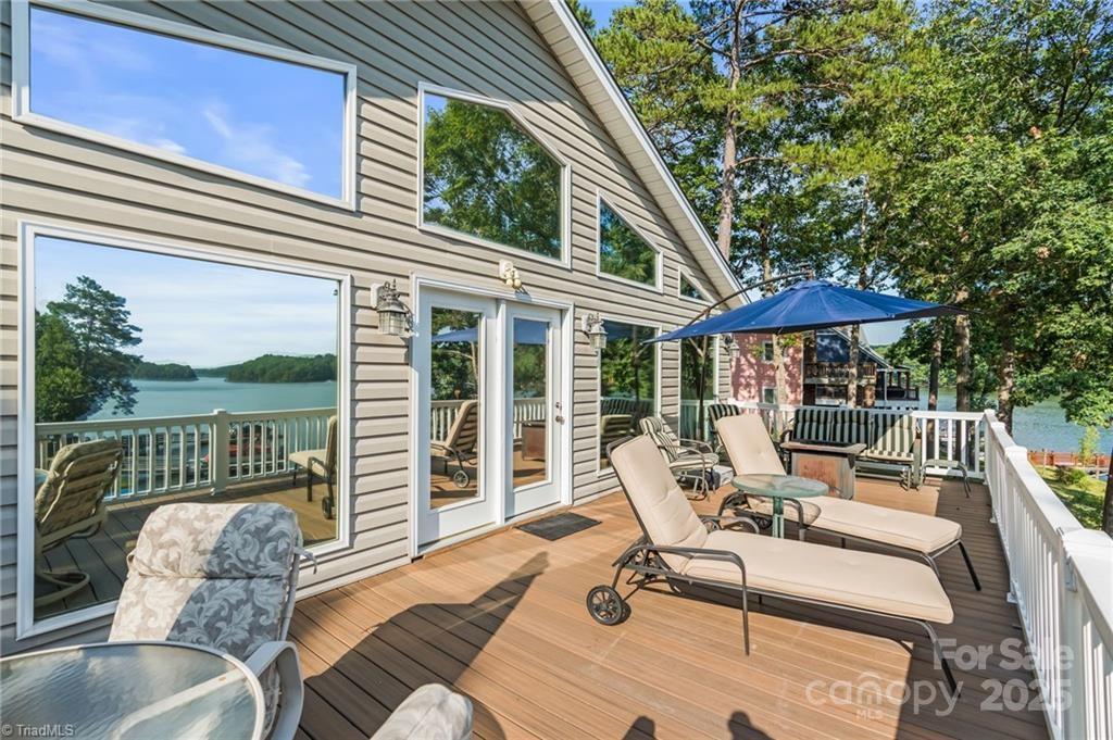 Dixie Shores - Residential