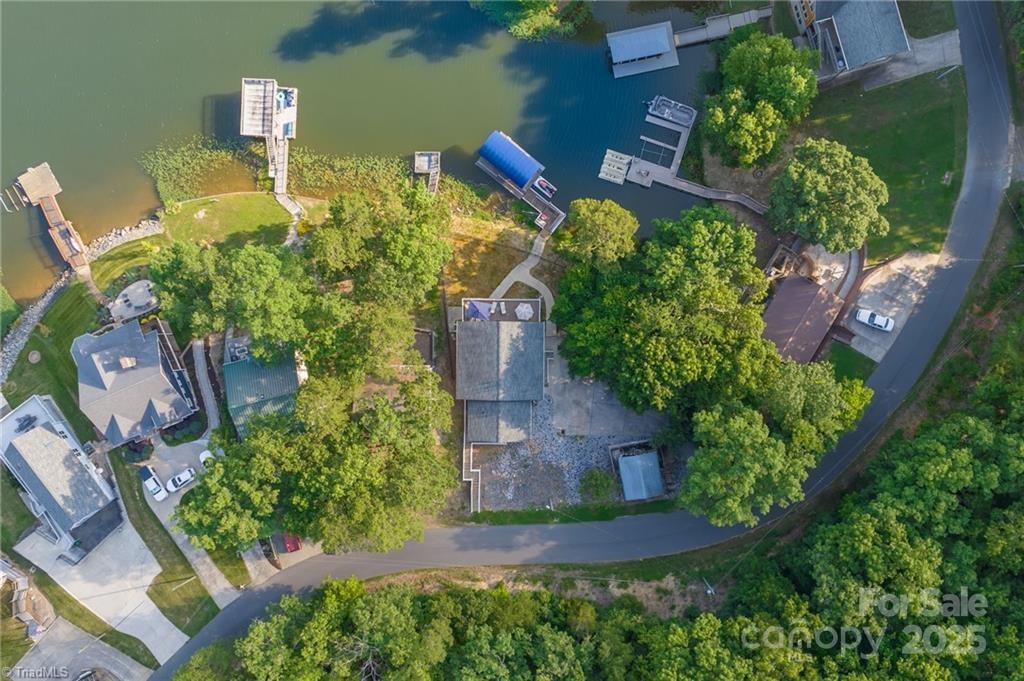 Dixie Shores - Residential