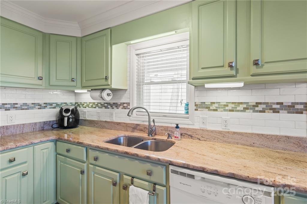 Dixie Shores - Residential