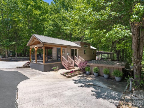 Photo of 61 Boulder Drive #L14-R, Lake Toxaway, NC 28747 (MLS # 4380613)