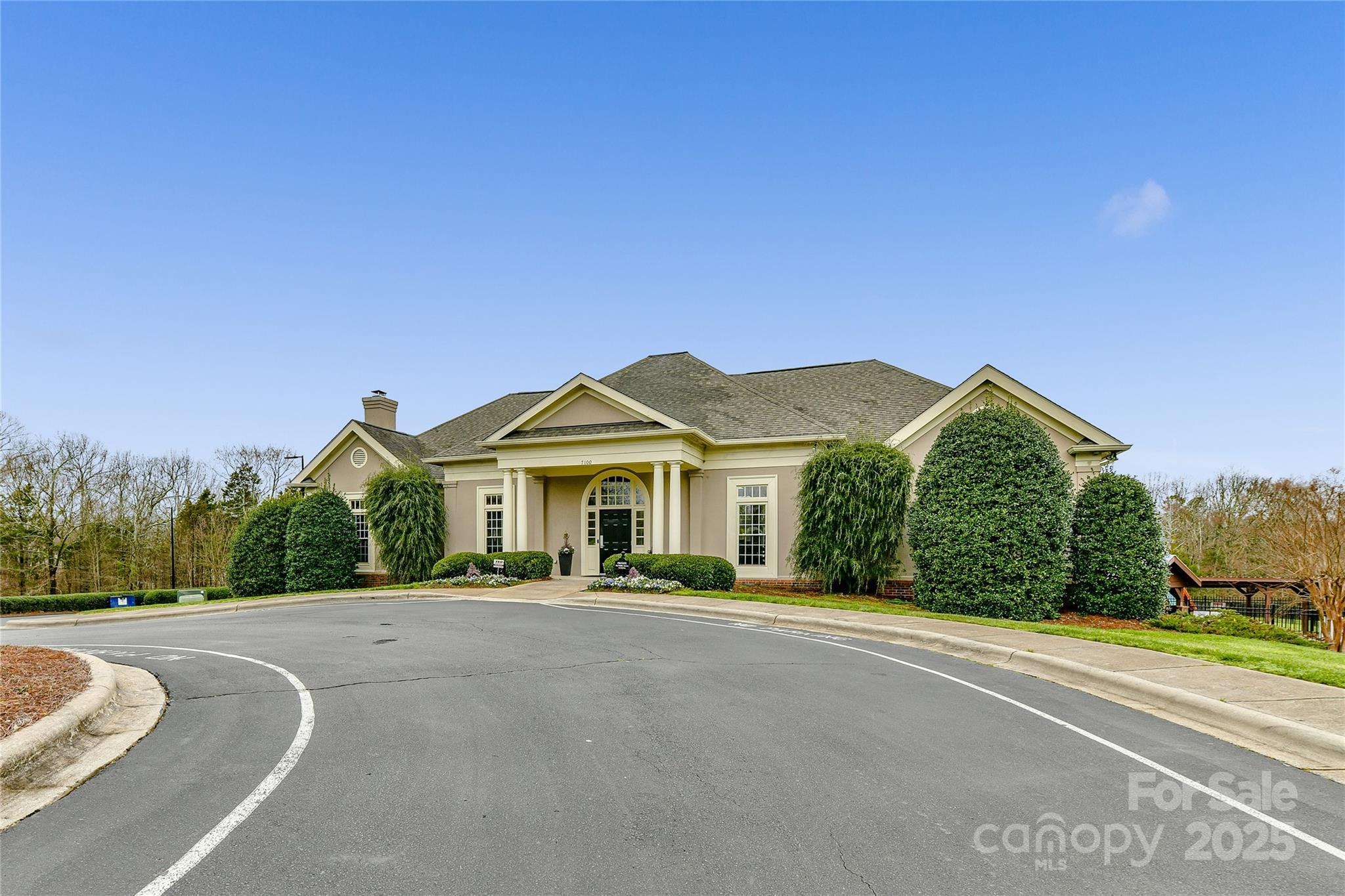 The Enclave at Beverly Crest - Residential