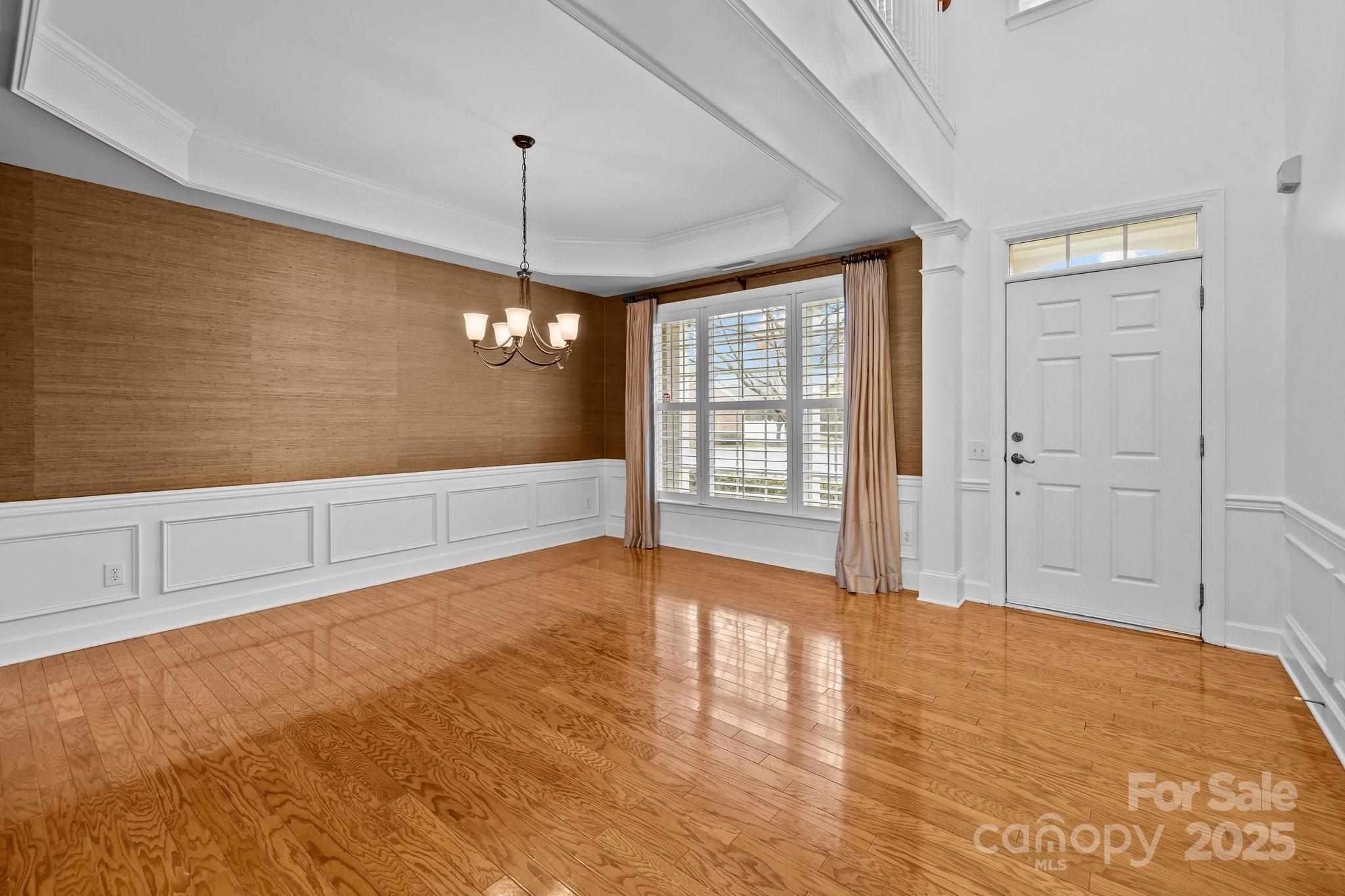 The Enclave at Beverly Crest - Residential