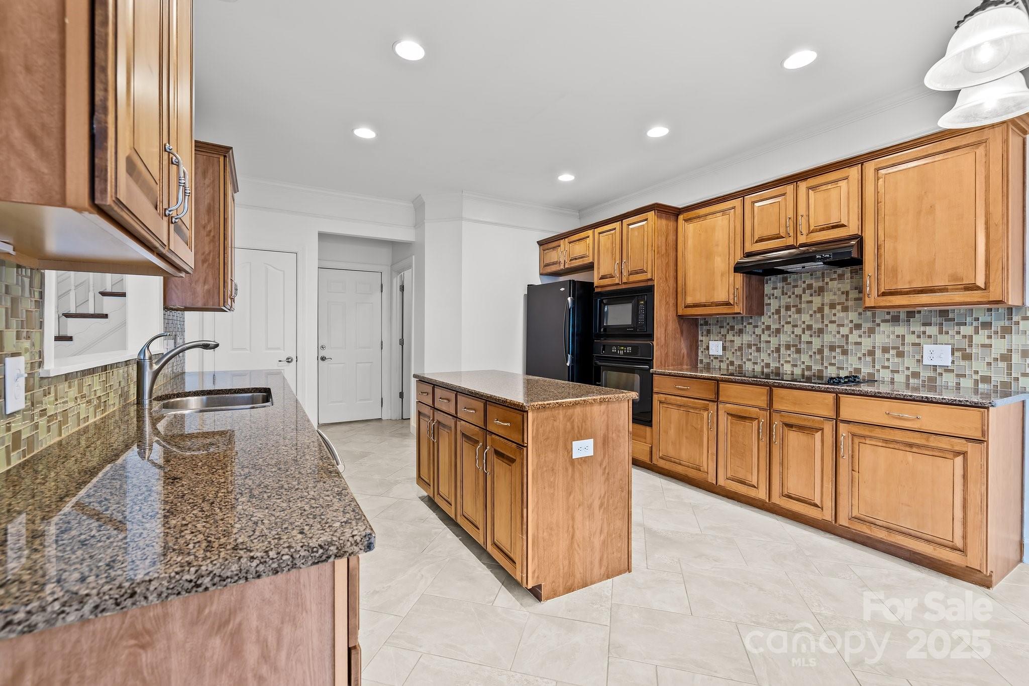 The Enclave at Beverly Crest - Residential