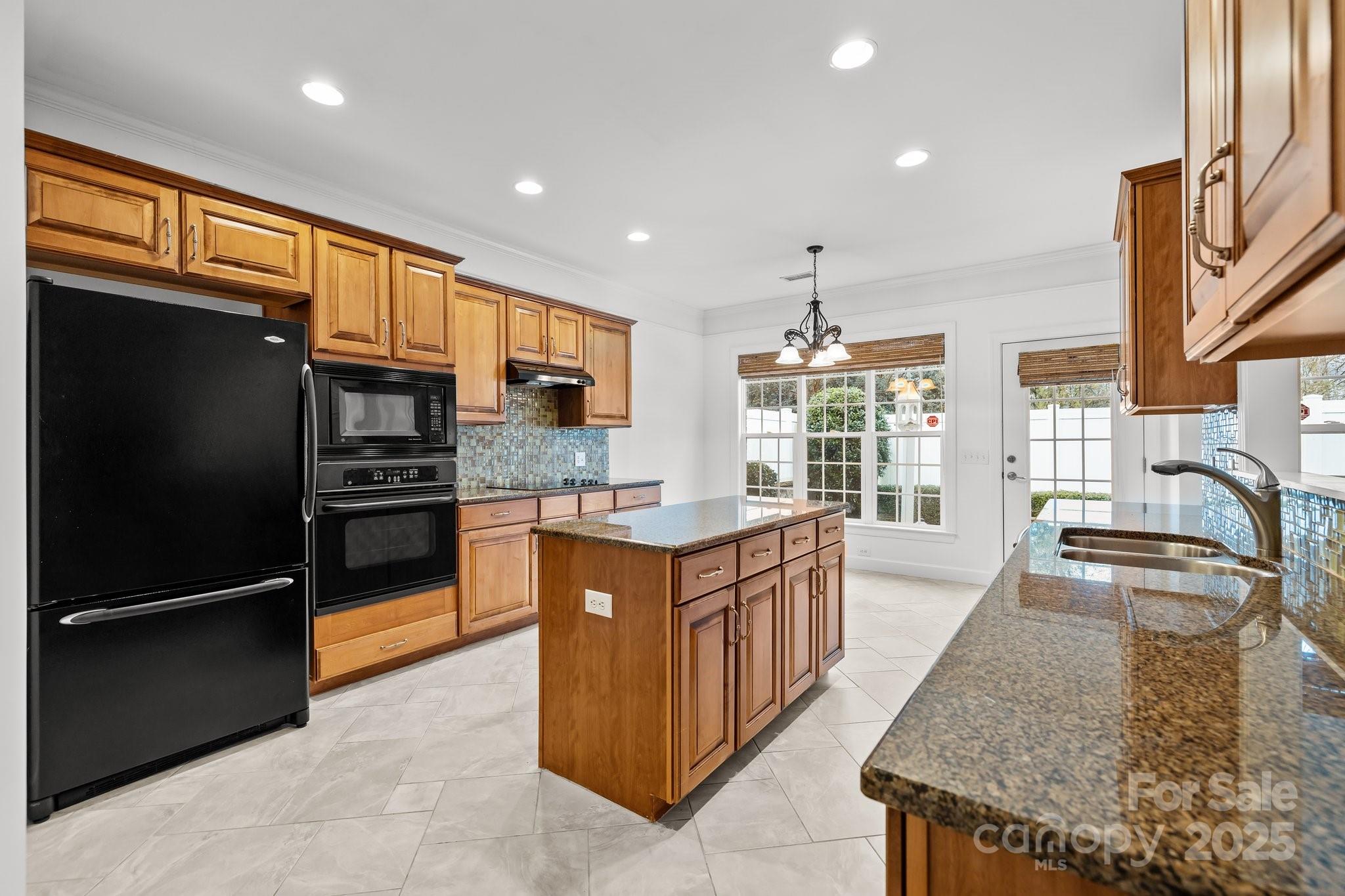 The Enclave at Beverly Crest - Residential