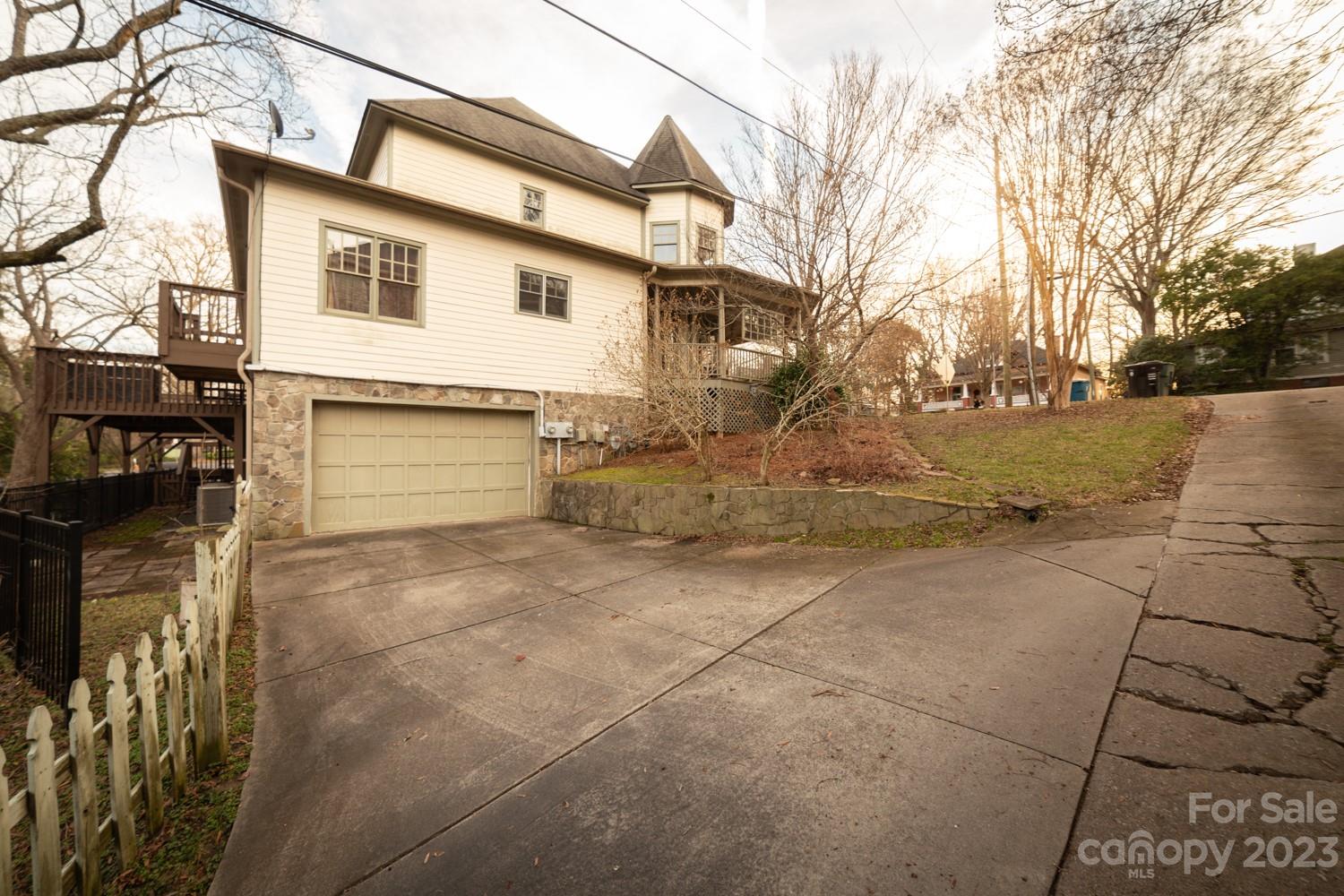 Historic District - Residential Income