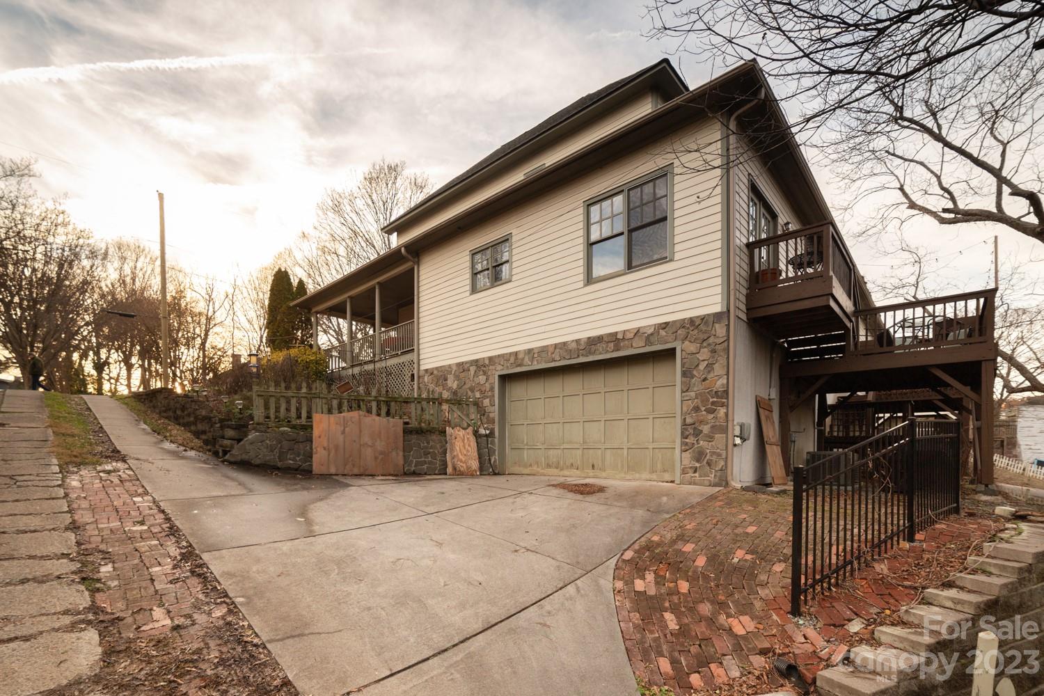 Historic District - Residential Income