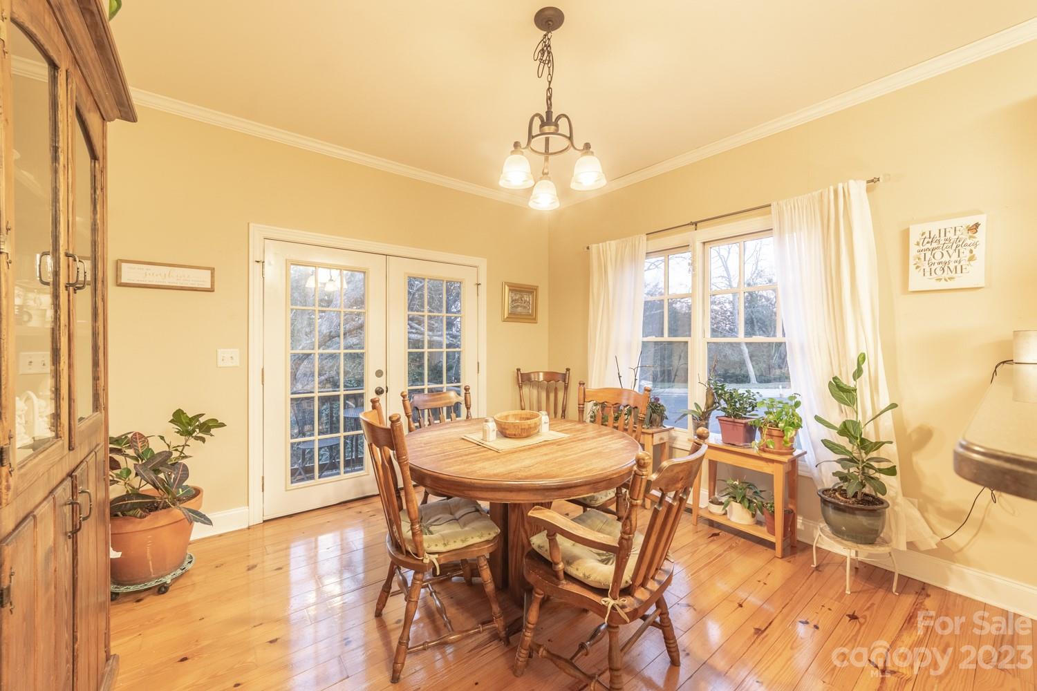 Historic District - Residential Income