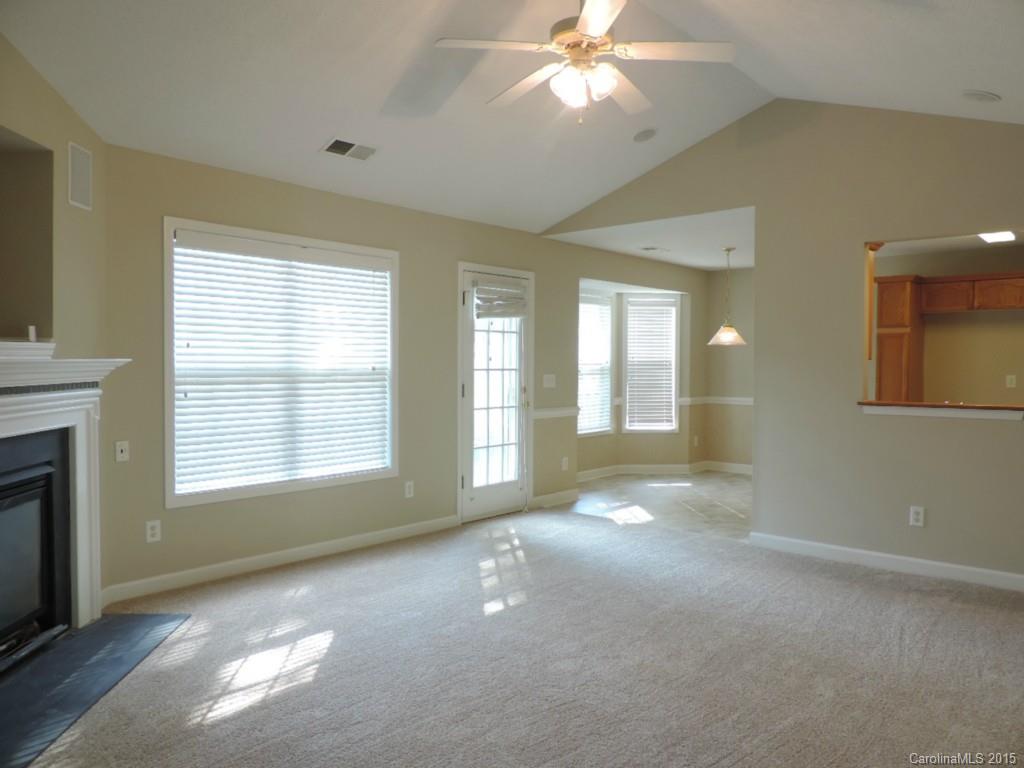 Longview Oaks - Residential