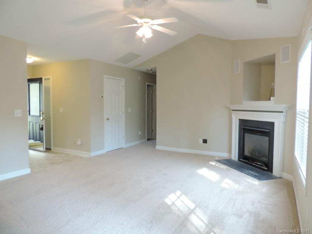 Longview Oaks - Residential