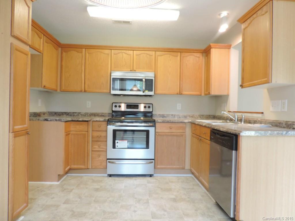 Longview Oaks - Residential