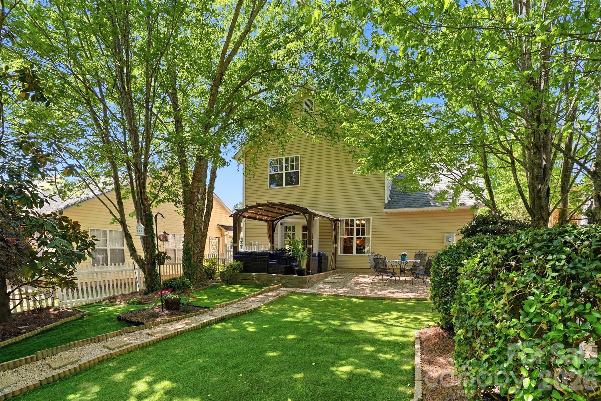 Crestdale Crossing - Residential