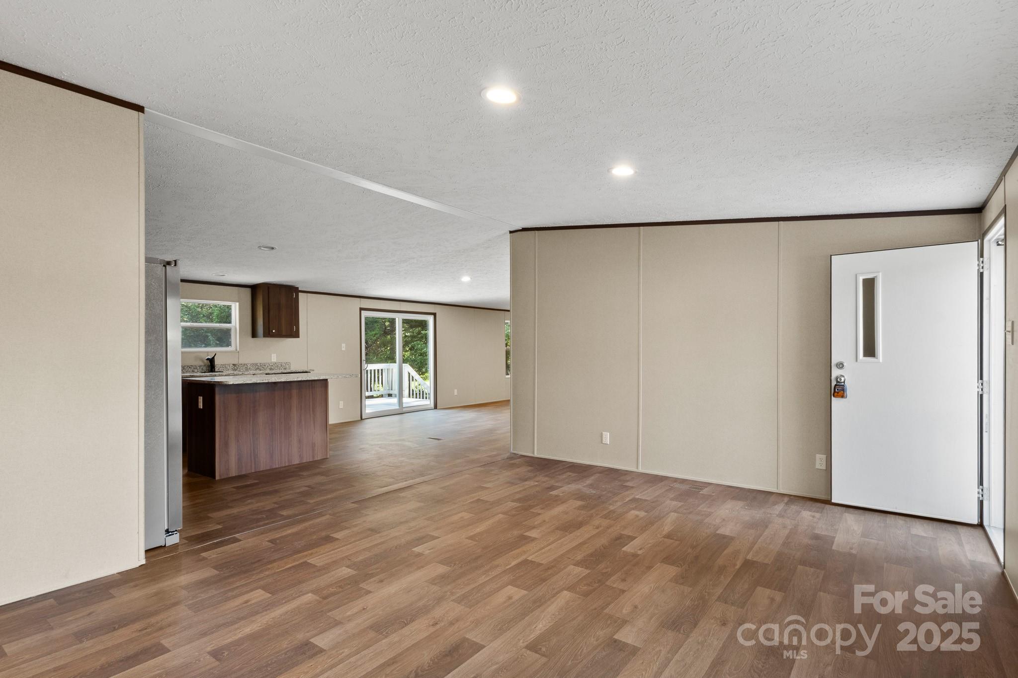 143 Lakewind Drive