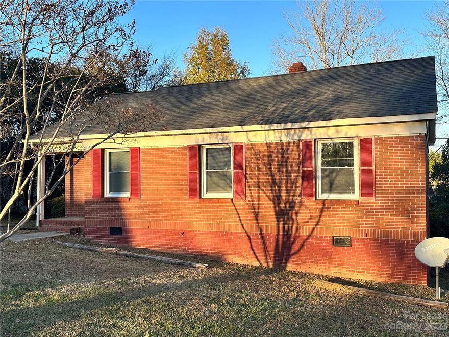 The home offers a modern and stylish living space with its LVP and hardwood flooring throughout. The renovated kitchen features sleek countertops, updated cabinetry, and ample storage space. The entire house has been freshly painted in a neutral color palette. The bathroom has also been renovated. Washer and dryer connections available. The large kitchen is perfect for hosting gatherings and entertaining friends and family. Step outside and discover the spacious backyard, offering plenty of room for outdoor activities. Four Seasons residents are enrolled in a Resident Benefits Package (RBP) for $50/month. See flyer for details.  Security deposits could be as high as twice the monthly rent depending on the quality of the application and the requested lease terms. Move in date will be determined once the application is approved and the security deposit is paid. *Refrigerator and Stove are being installed before move in.