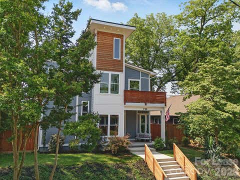 Photo of 708 Cross Trail Drive, Charlotte, NC 28204 (MLS # 4417512)