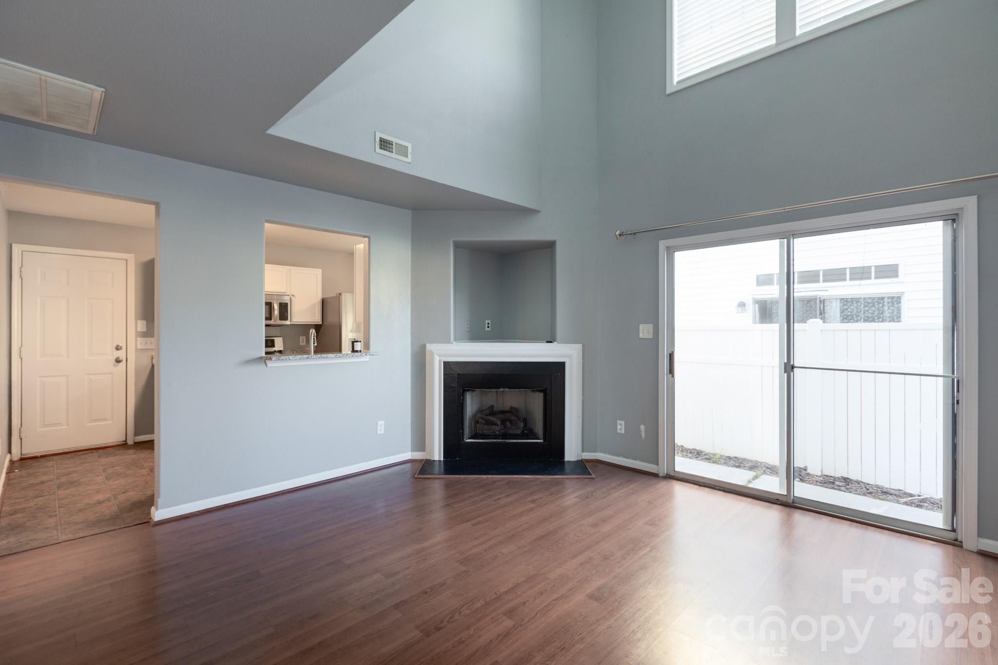 1521 Hyacinth Court