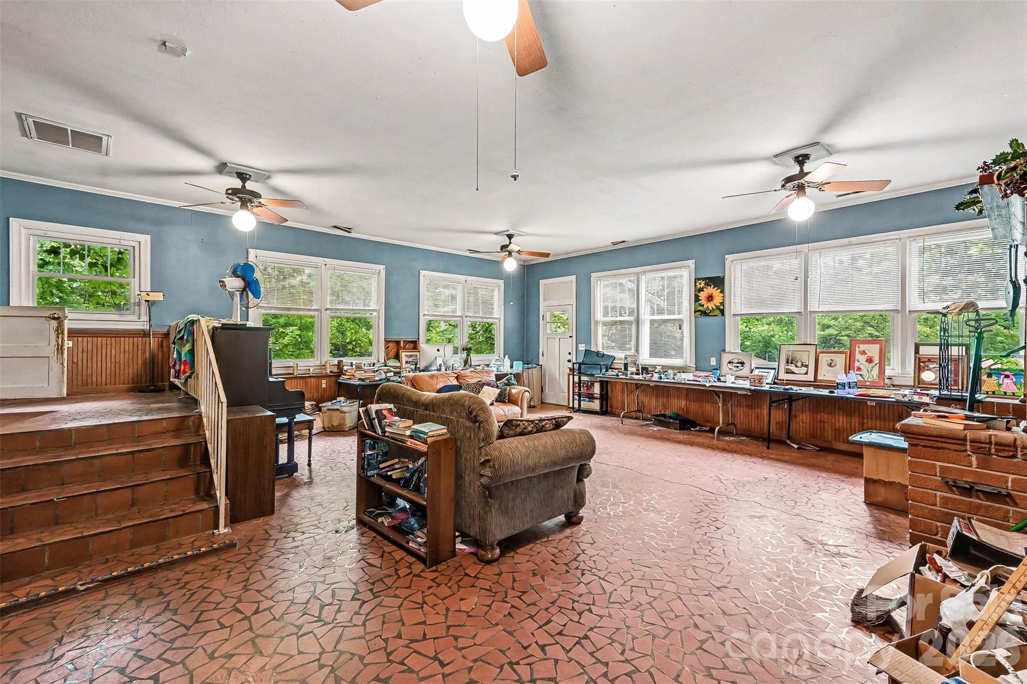 1116 Medlin Road