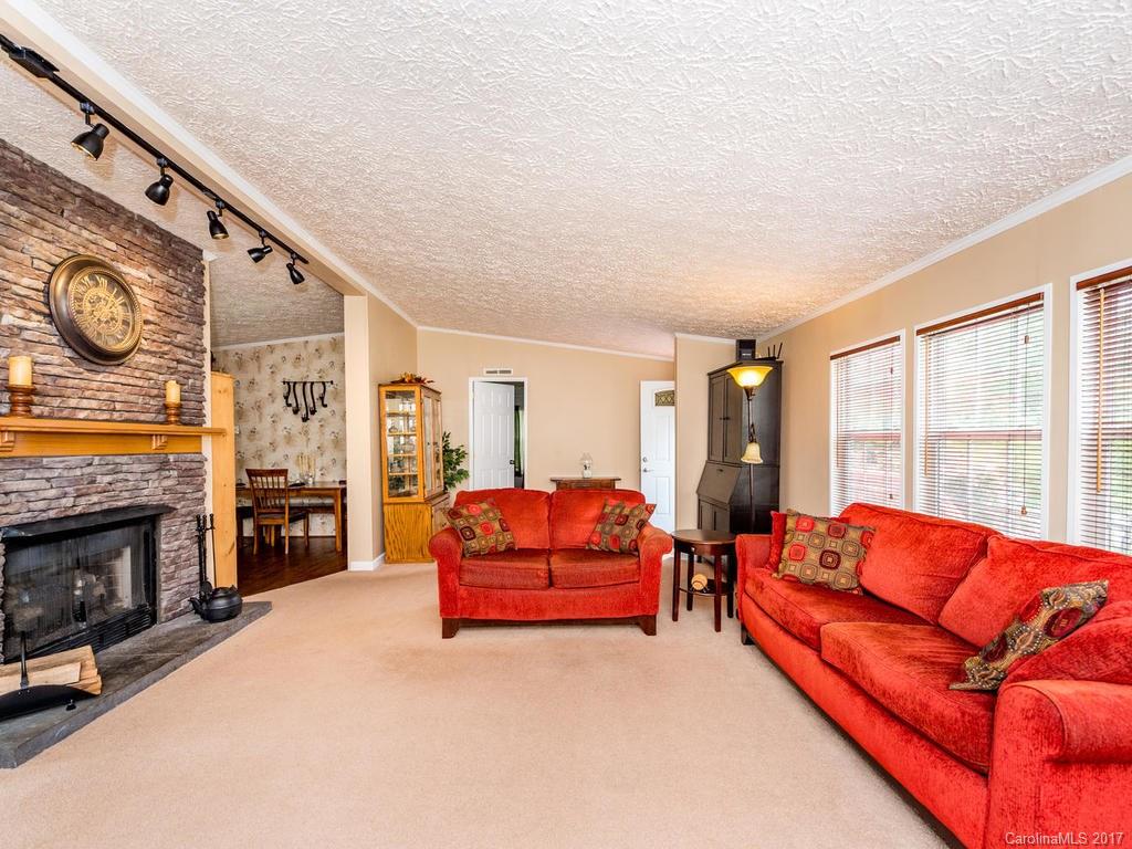 English Acres - Residential