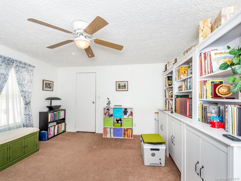 English Acres - Residential