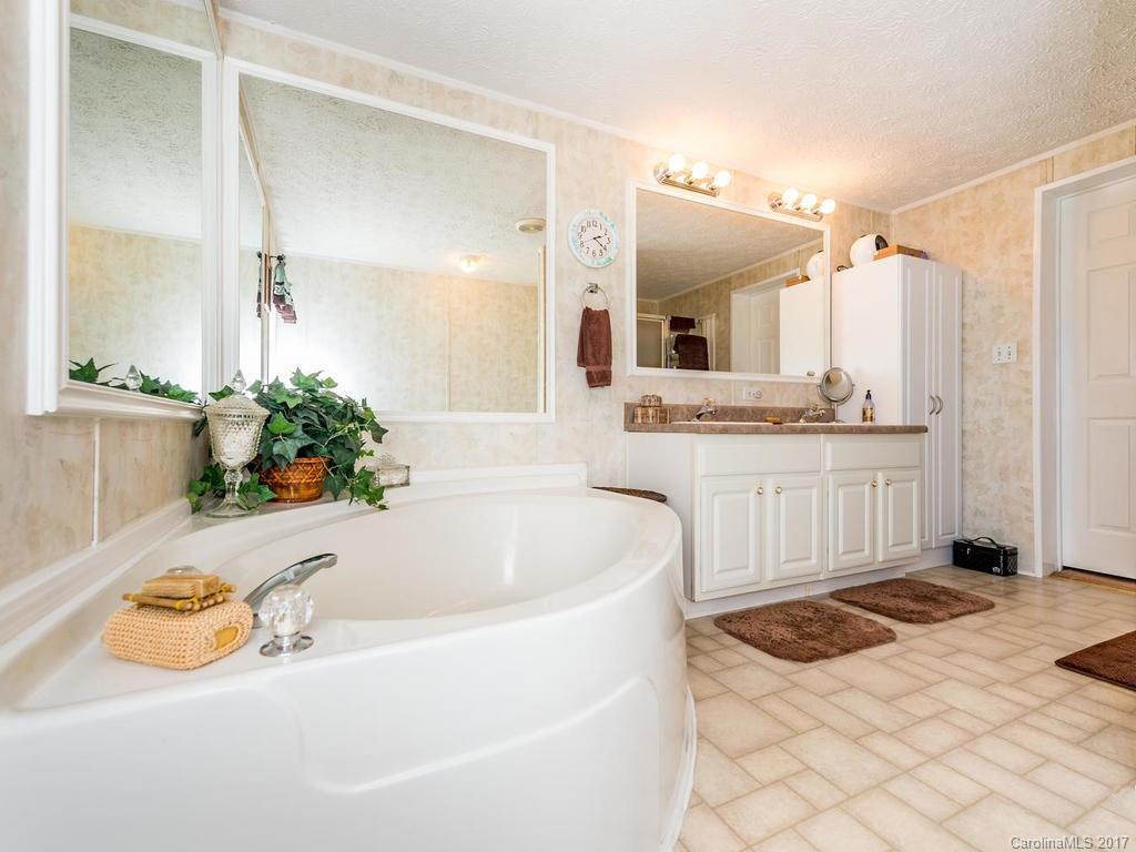 English Acres - Residential