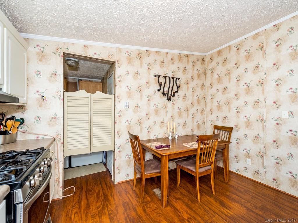 English Acres - Residential