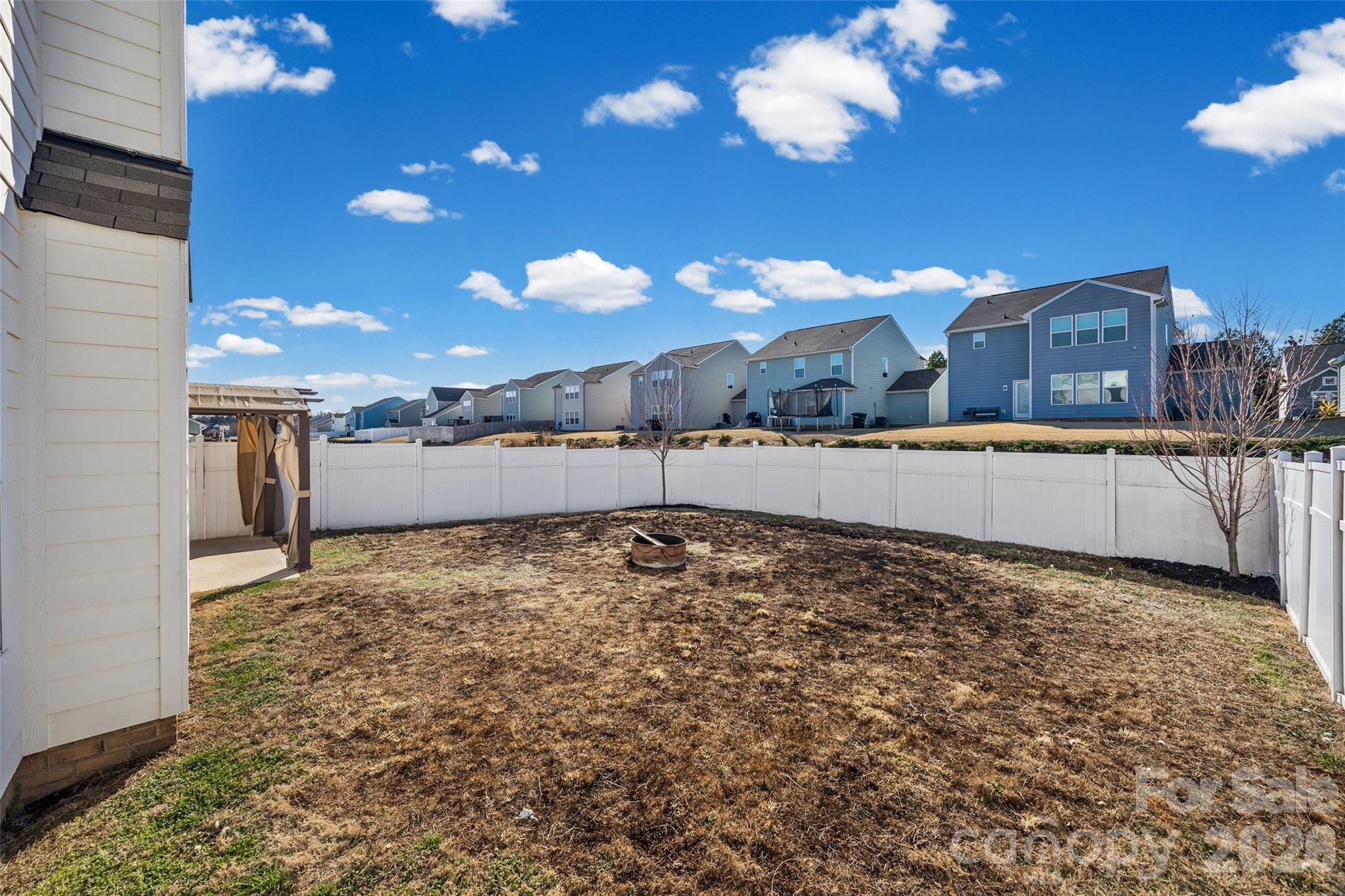 Alexander Commons - Residential