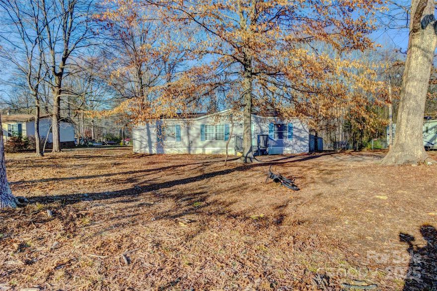 This home is located on a .70/acre lot in Catawba Springs Township.  This is in the Knottingham Forrest Subdivision.    The house has been updated with new paint and flooring.  The home features a split bedroom plan.