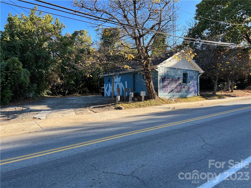 194 Haywood Road