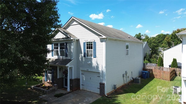 5243 SWEARNGAN RD, CHARLOTTE, NC 28216 - Image 40dbd280e2000c203c5f0e8581a76385/1355167648