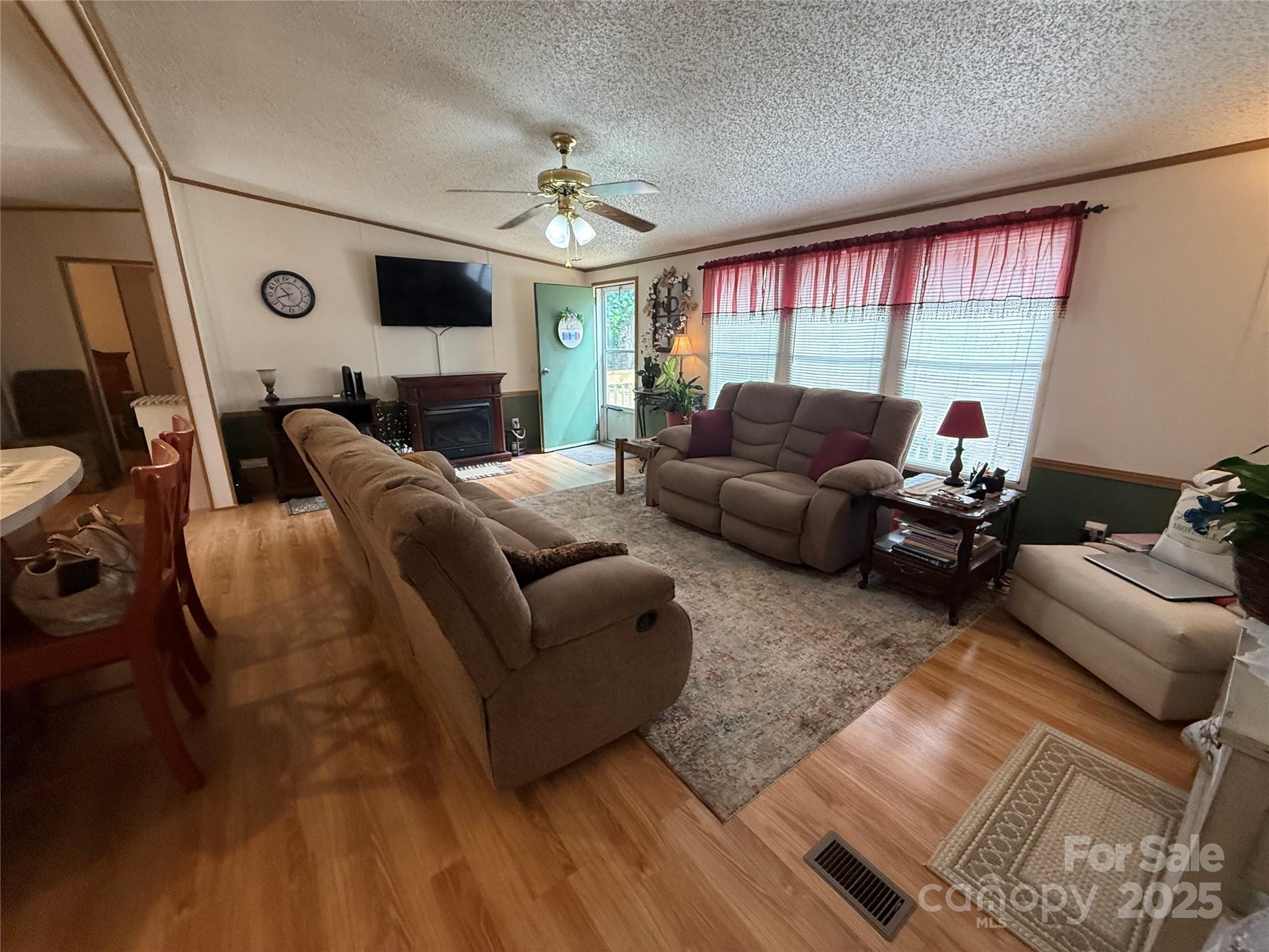 1266 Price Hollow Place