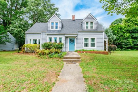 Photo of 904 Venus Street, Kannapolis, NC 28083 (MLS # 4271799)