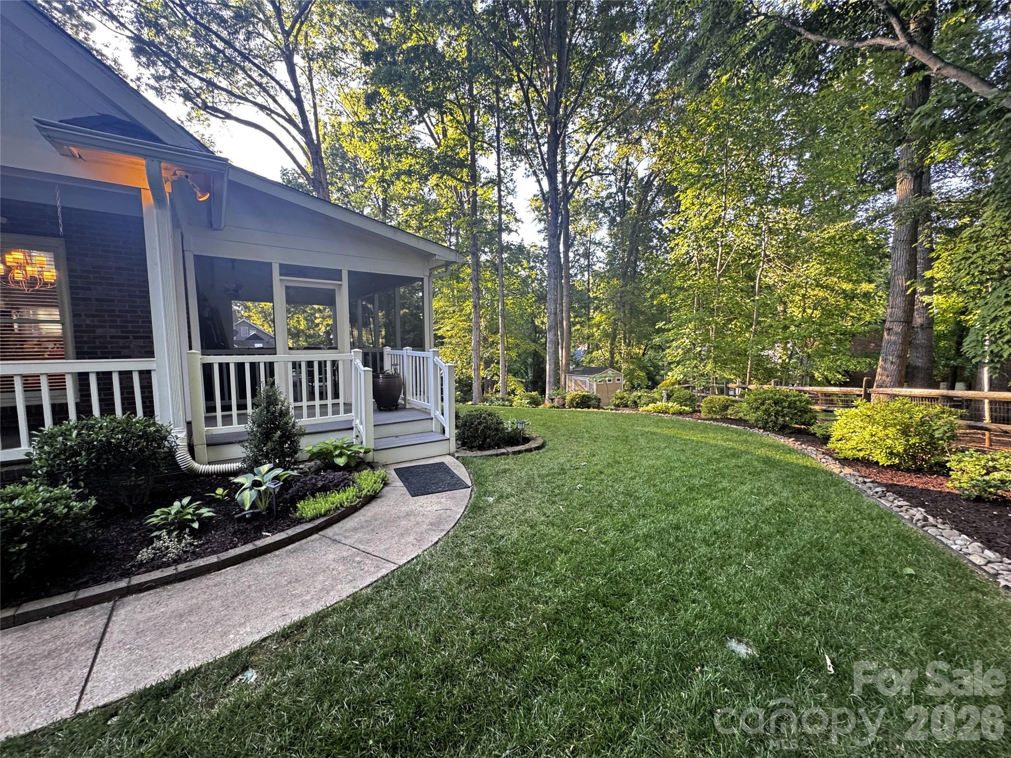 15211 Sharrow Bay Court