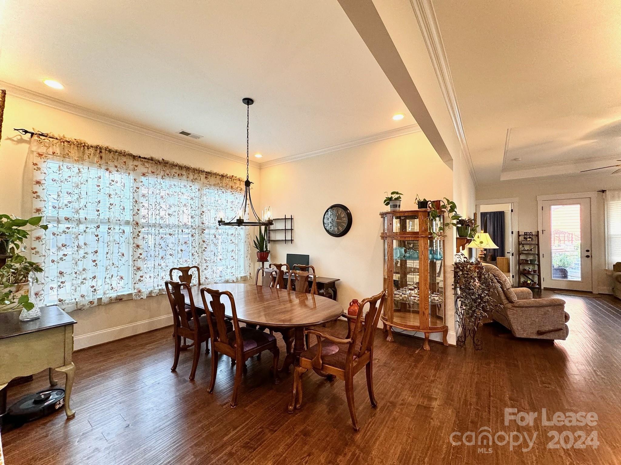 Riverwalk - Residential Lease