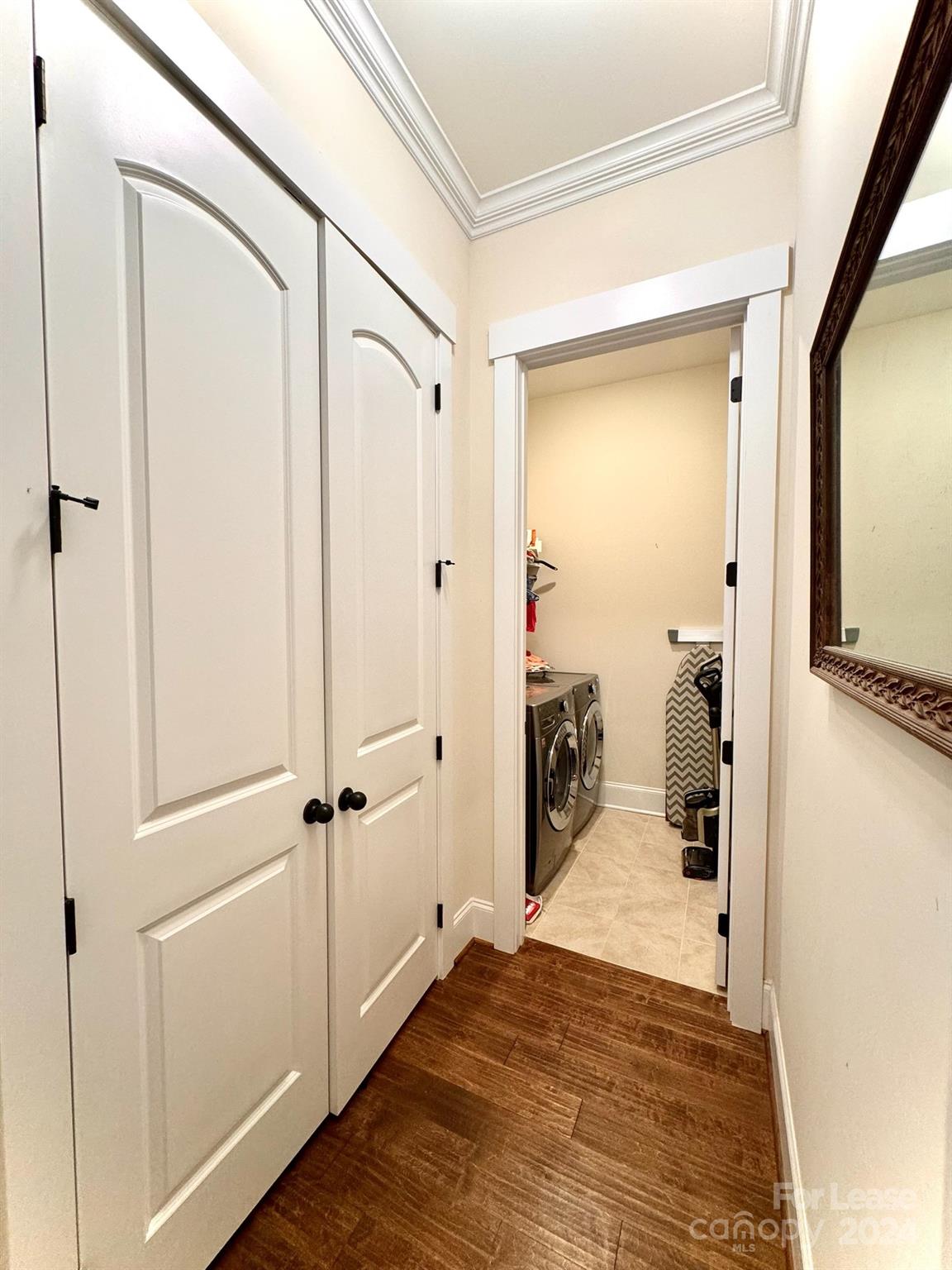 Riverwalk - Residential Lease