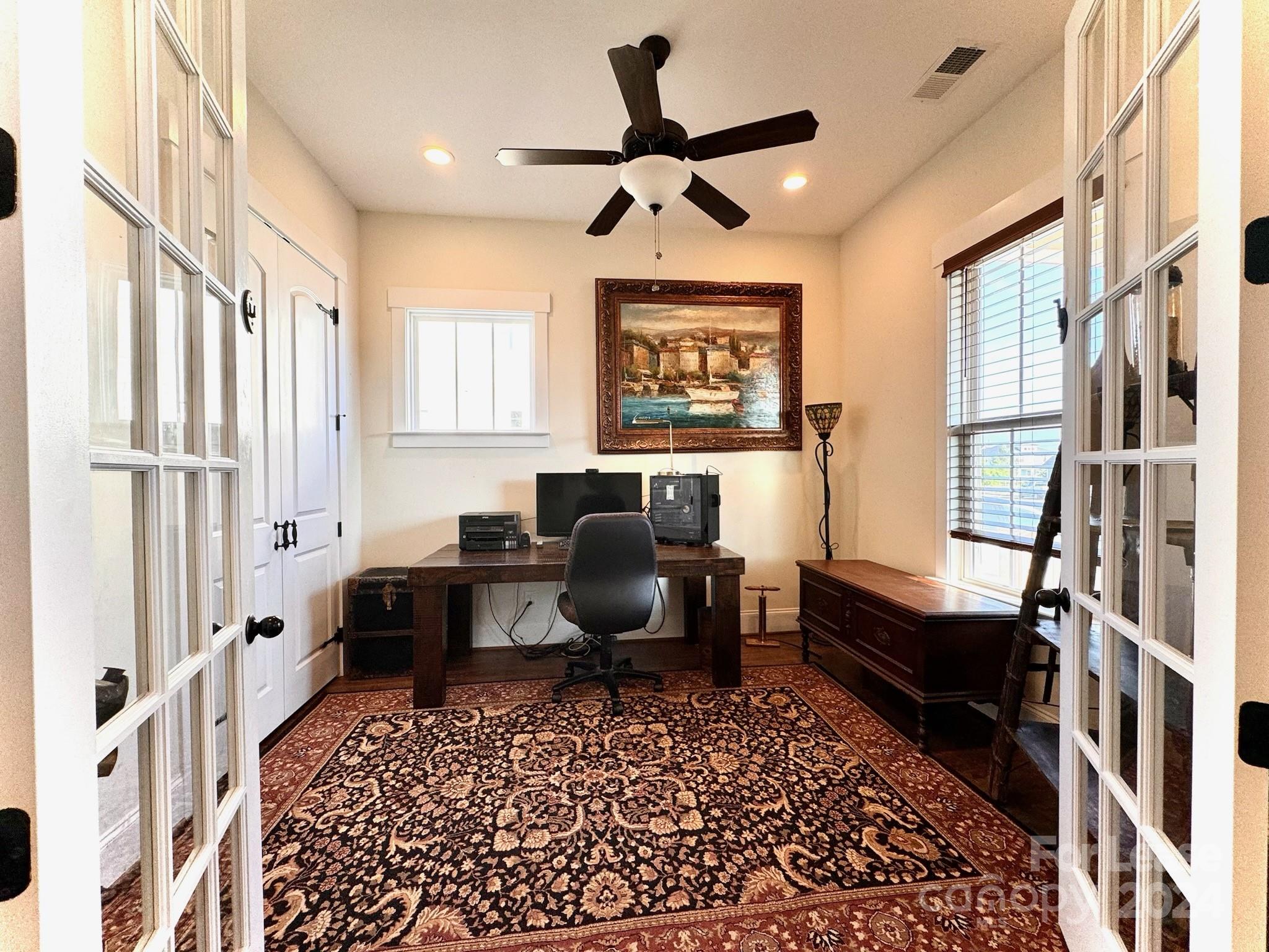 Riverwalk - Residential Lease