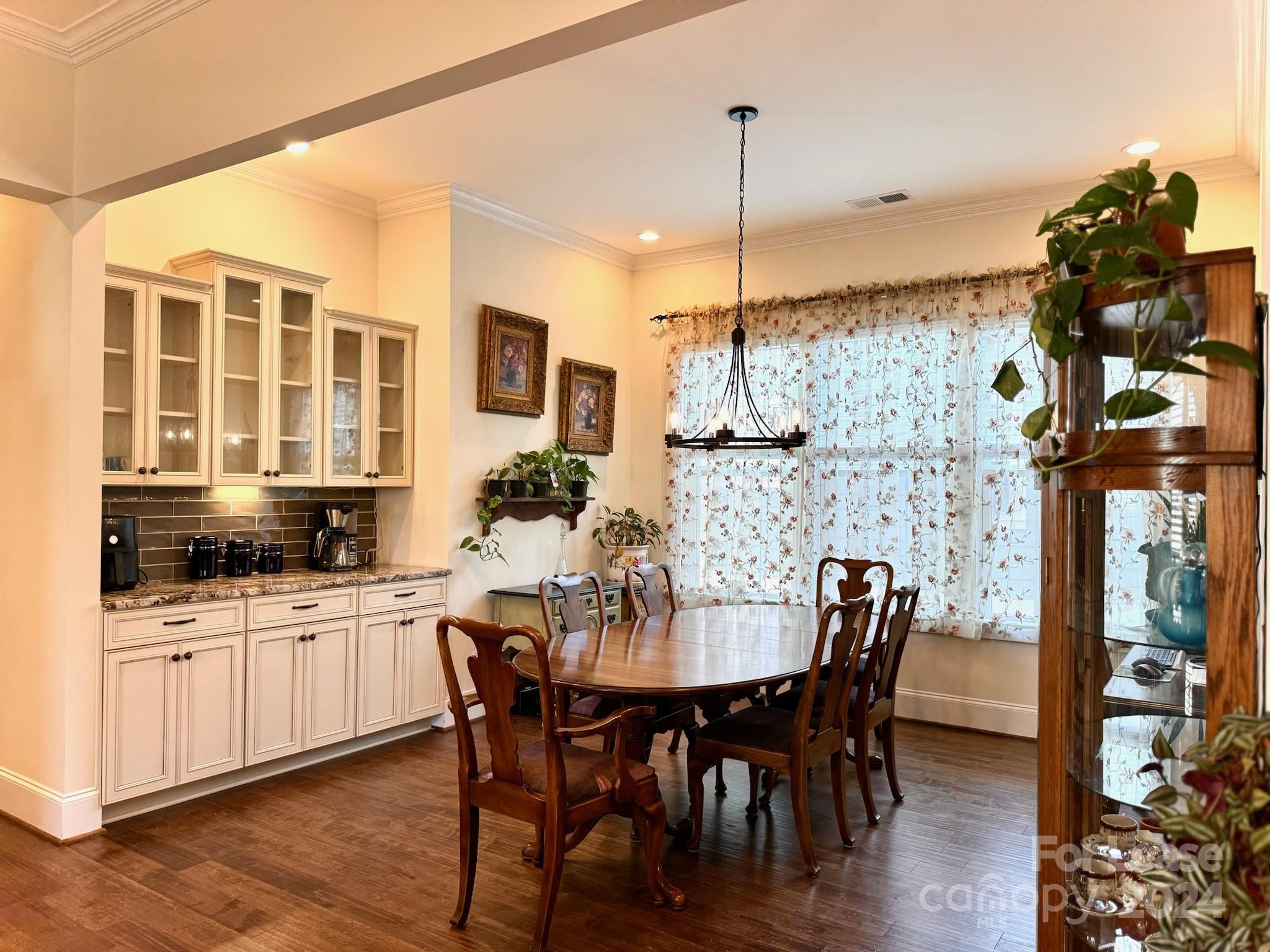 Riverwalk - Residential Lease