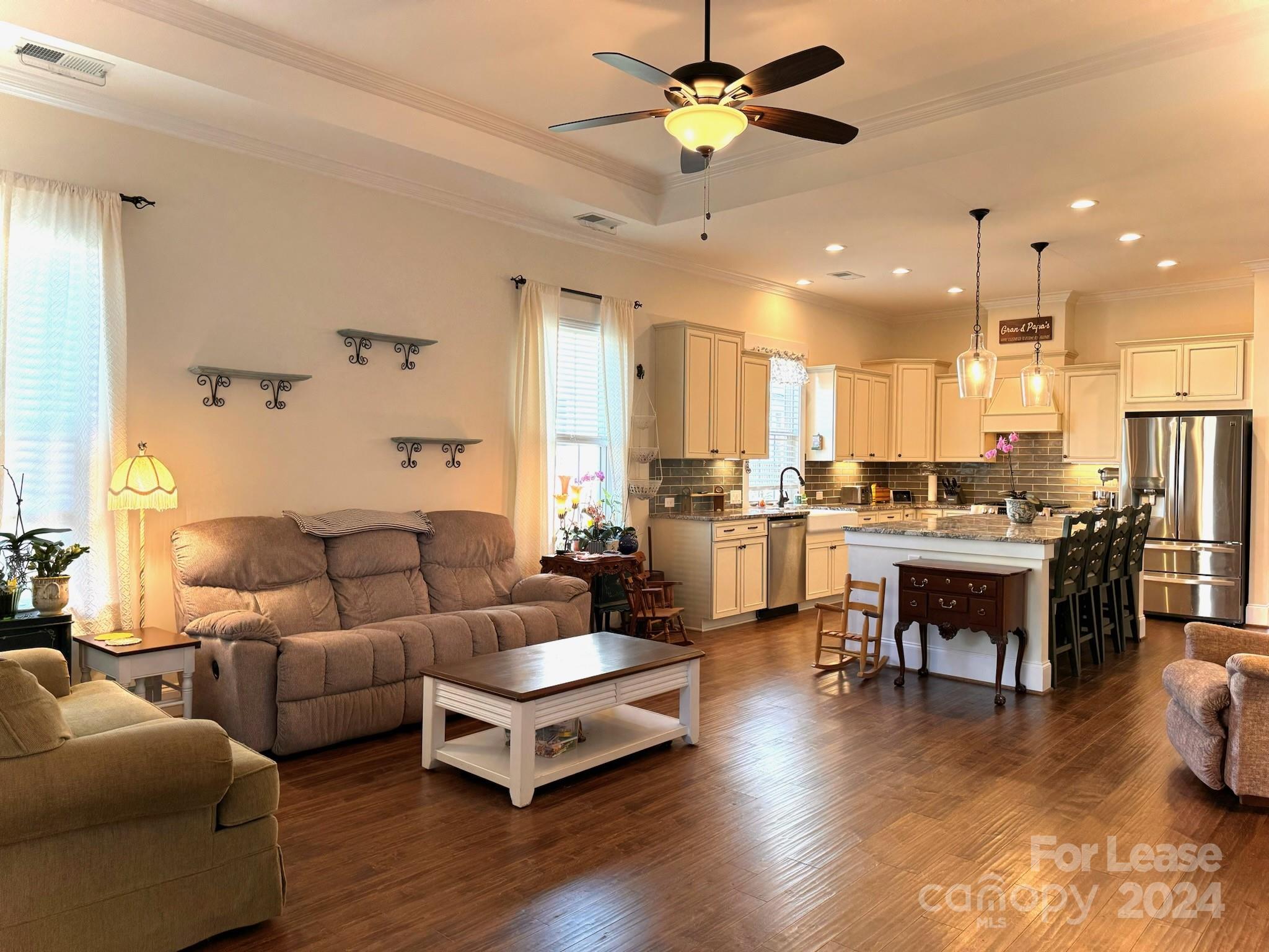 Riverwalk - Residential Lease