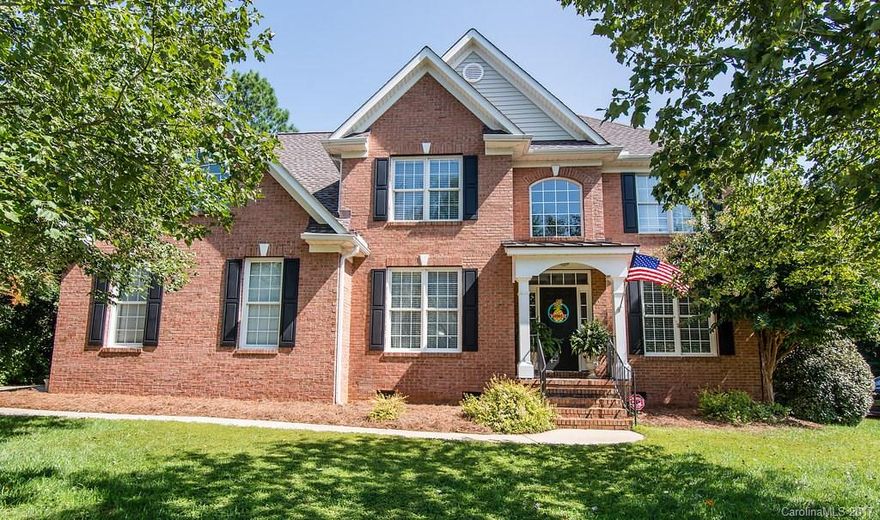 Exceptional Opportunity!Two story all-brick 5 BR, 3 full bath home in The Summit.Walking distance to schools. Granite and stainless kitchen, hardwoods and formal dining. Tray ceiling in master suite with luxurious spa-like master bath with frameless glass shower & jetted tub. Large screened porch,Trex composite deck and paver patio. Fully landscaped with irrigation. Large level backyard with mature trees creating a private outdoor retreat. Large double-pad driveway,No HOA Fees.Quiet Neighborhood