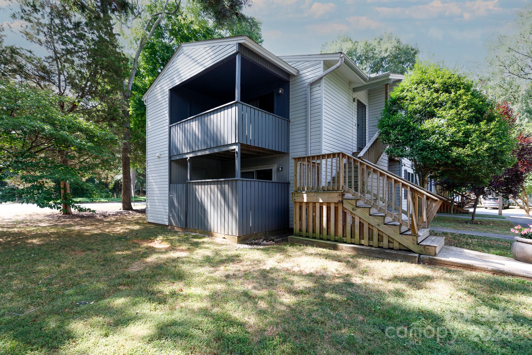 Hunters Chase - Residential