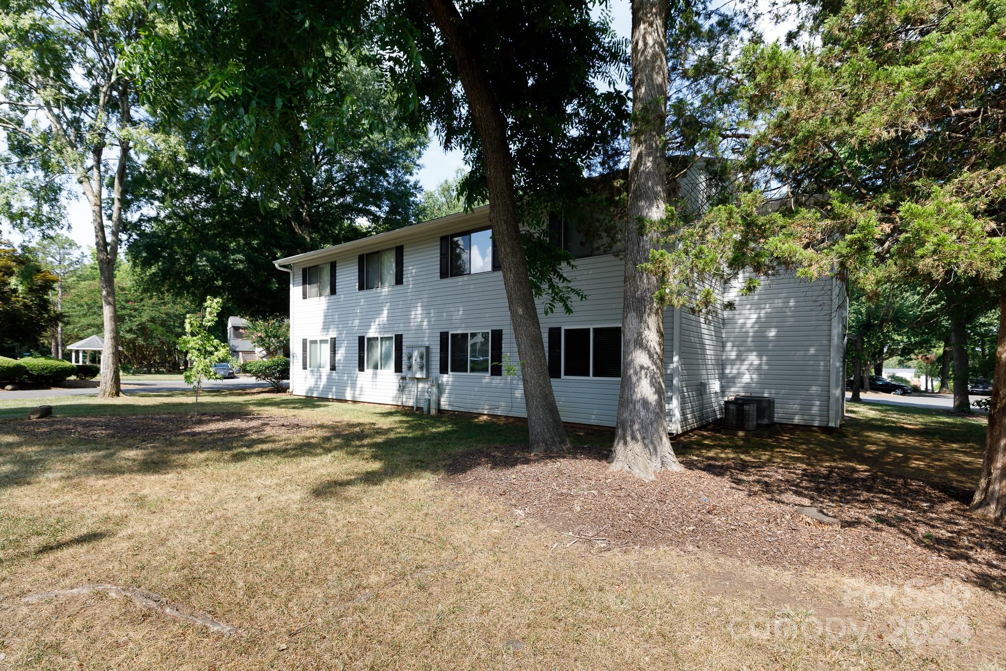 Hunters Chase - Residential